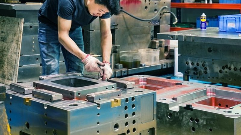 医疗器械注塑模具：精准制造，守护生命安全